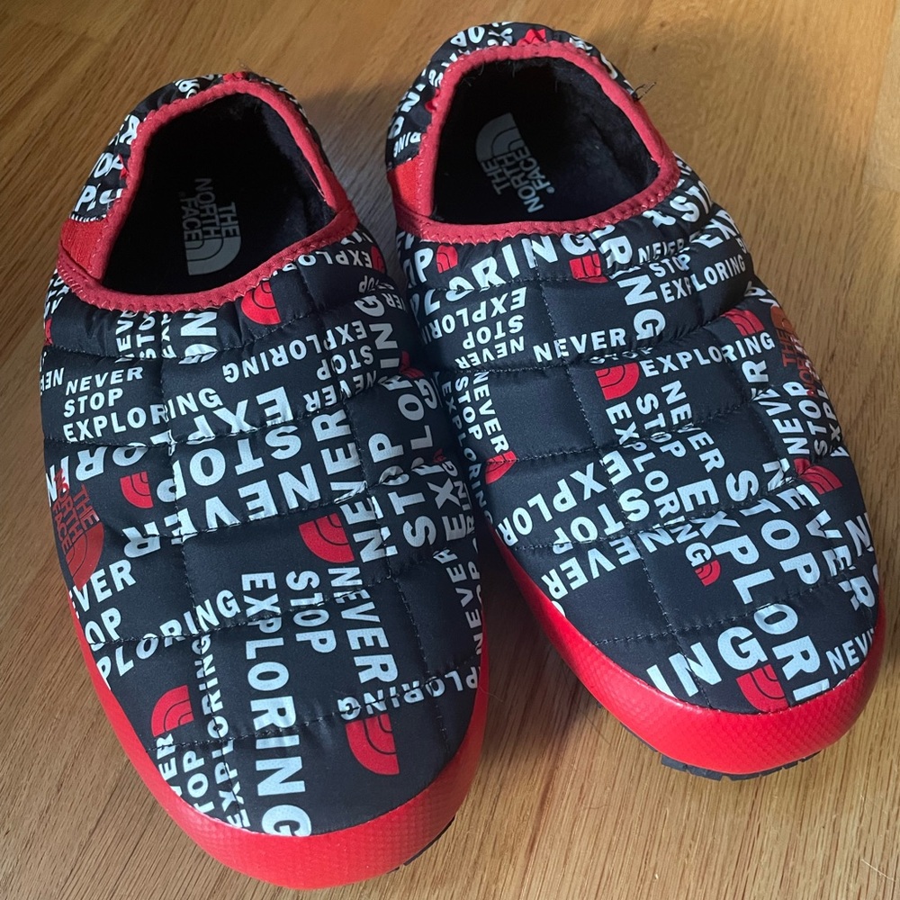 The North Face Slippers